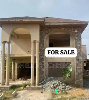 6bdrm Duplex in Oyarifa for sale