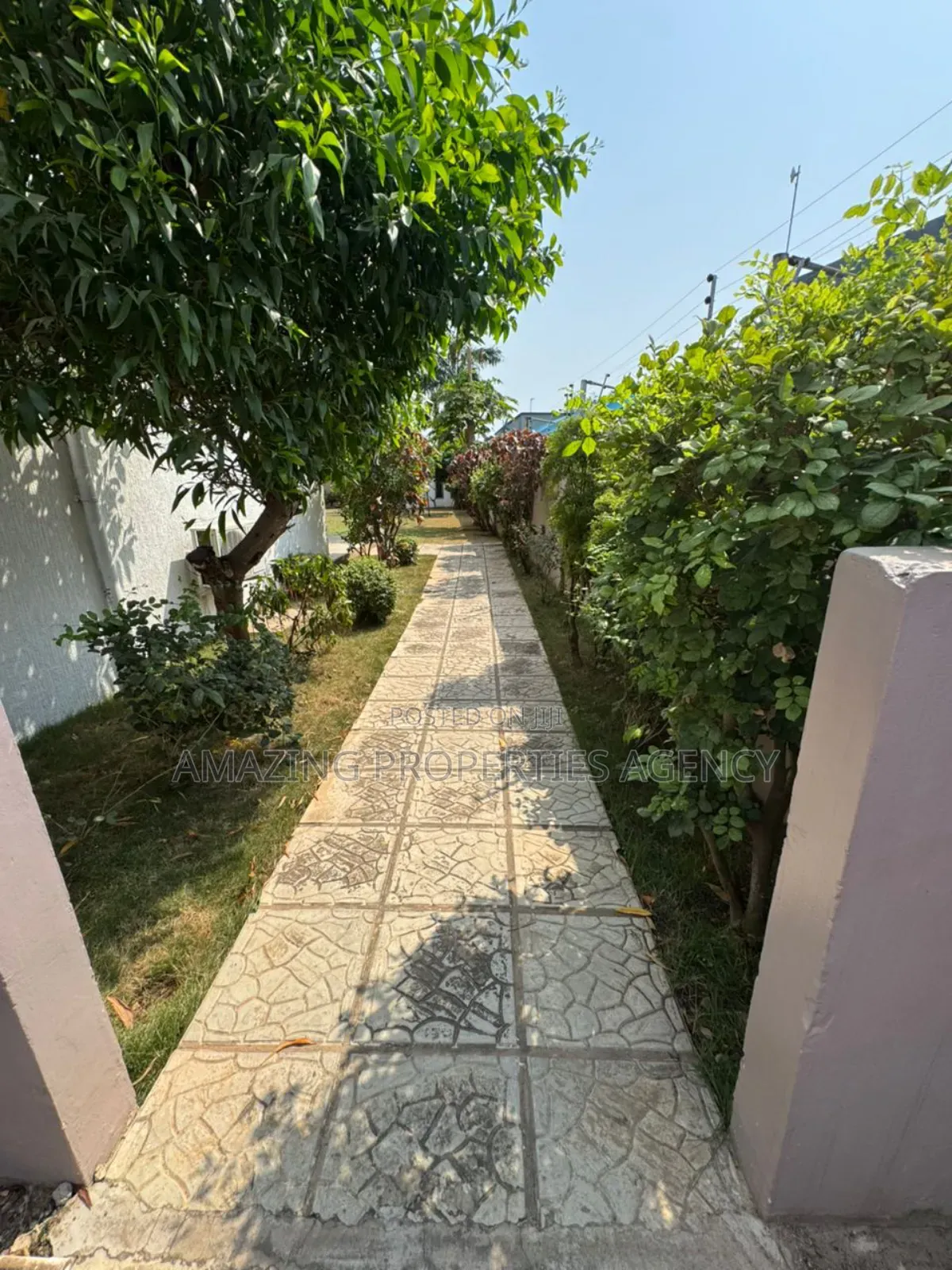 5bdrm House in Abelemkpe for rent