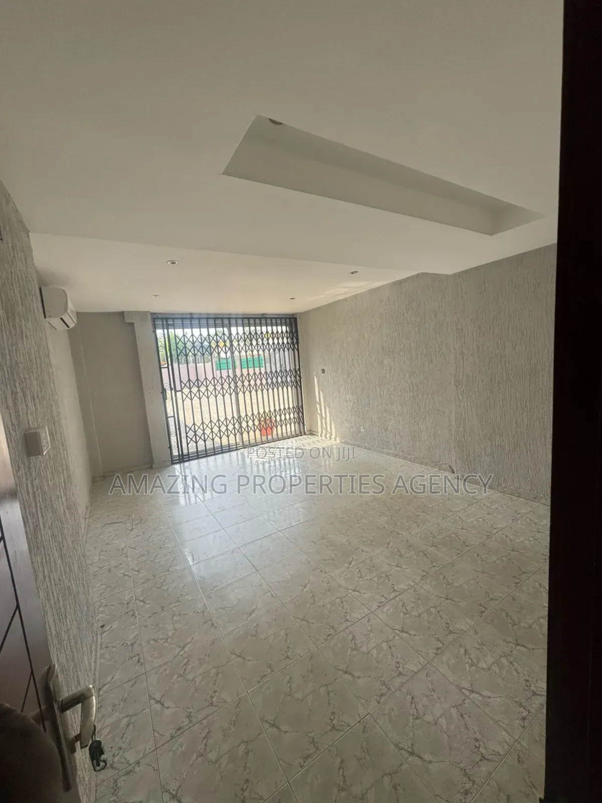 5bdrm House in Abelemkpe for rent