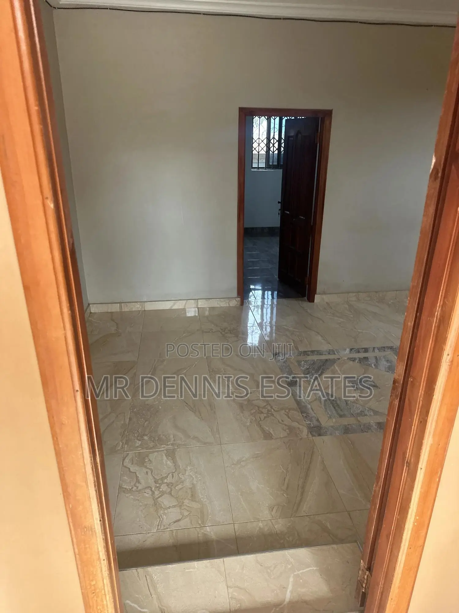 1bdrm Room & Parlour in Westhills Mall for rent