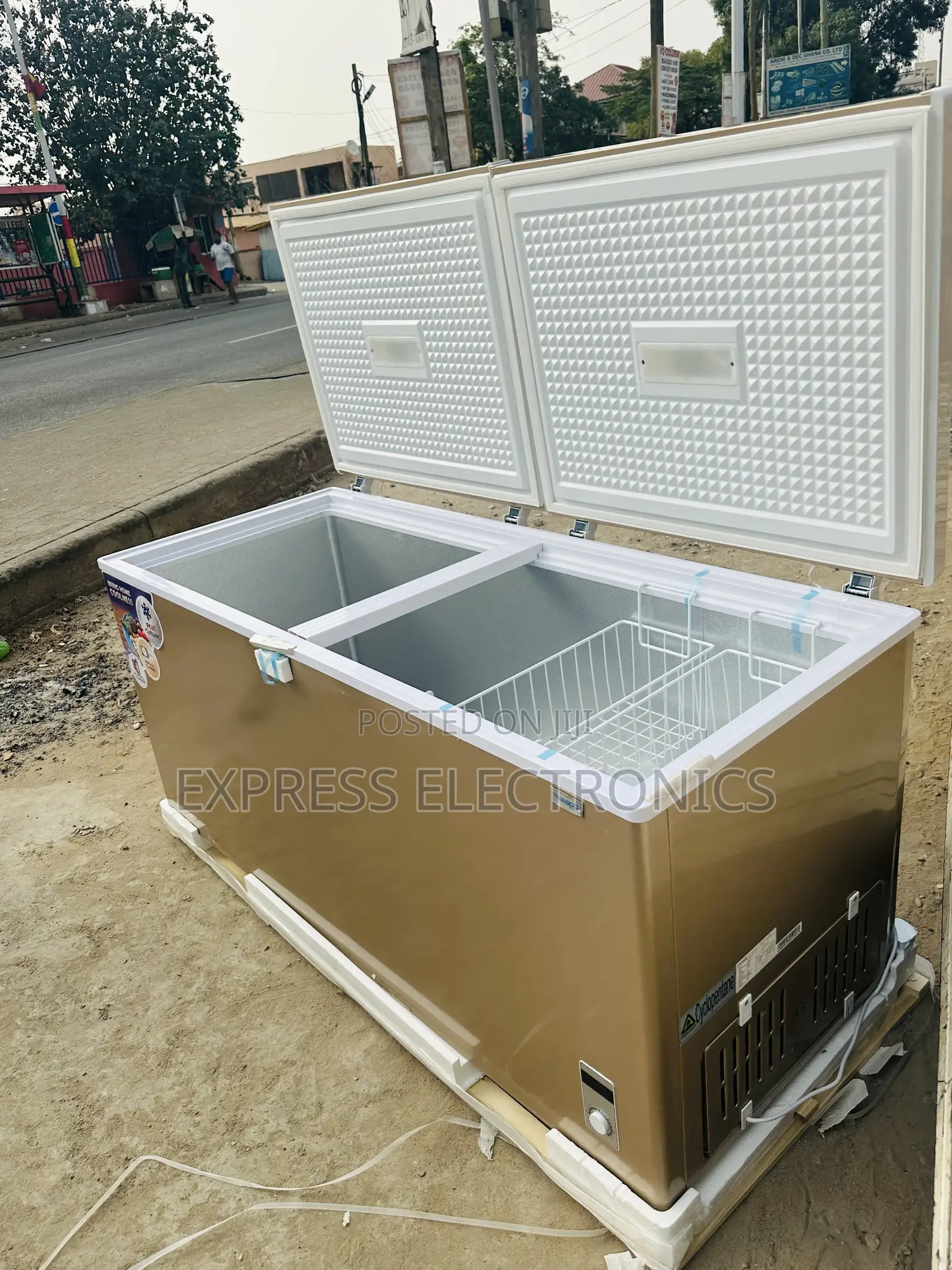 Best Buy for Less Chest Freezer 600l Nasco Nas-800fl.