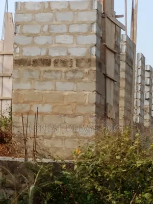 4bdrm House in Knust - Kwabenya, Dome for sale