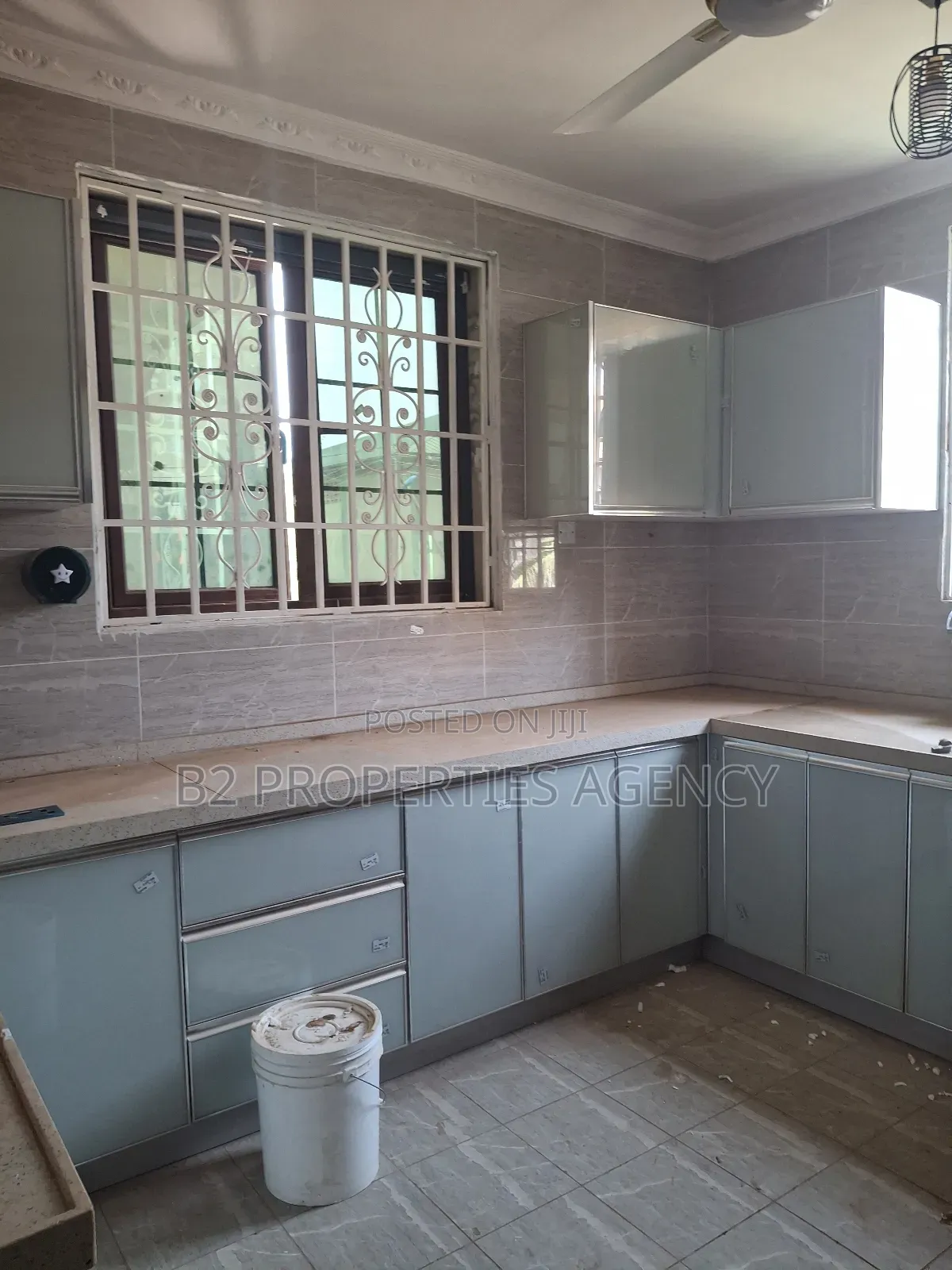 Furnished 3bdrm Apartment in B2 Properties Agency, Kumasi Metropolitan