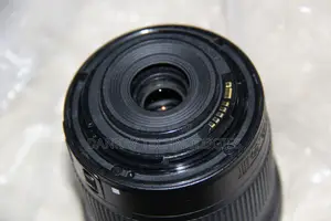 Canon Ef-s 10-18mm F/4.5-5.6 Is Stm Wide Angle Lens