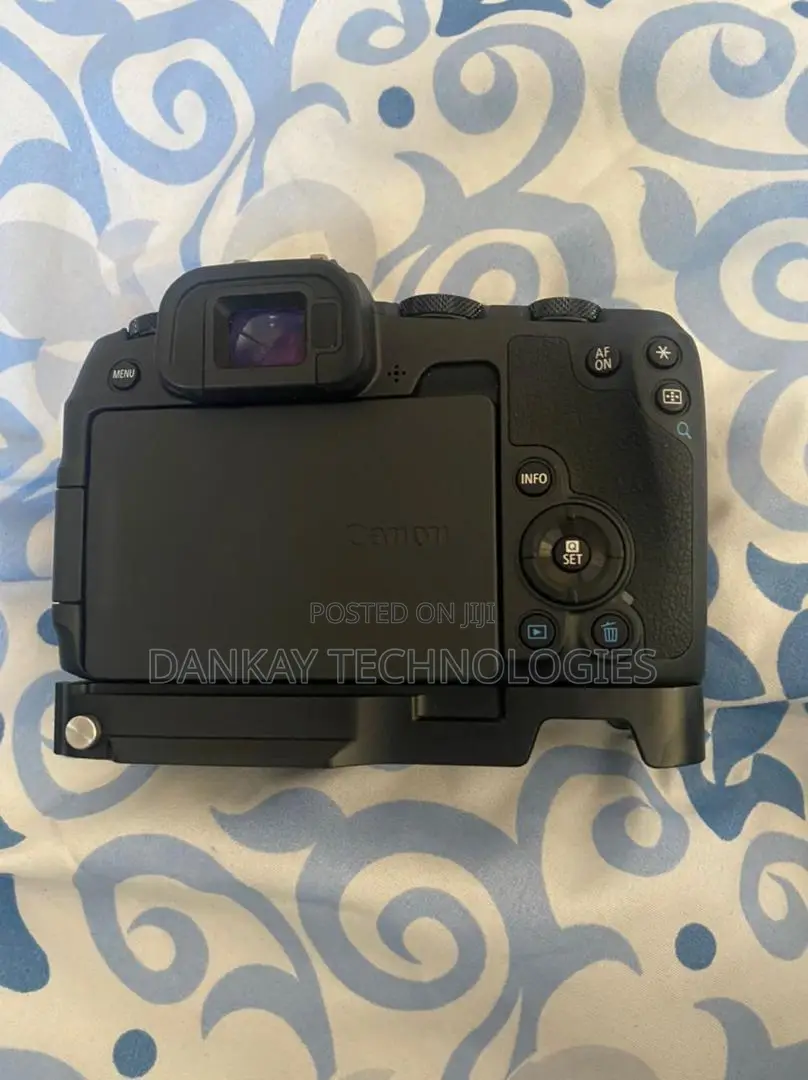 Canon Rp Mirrorless Camera