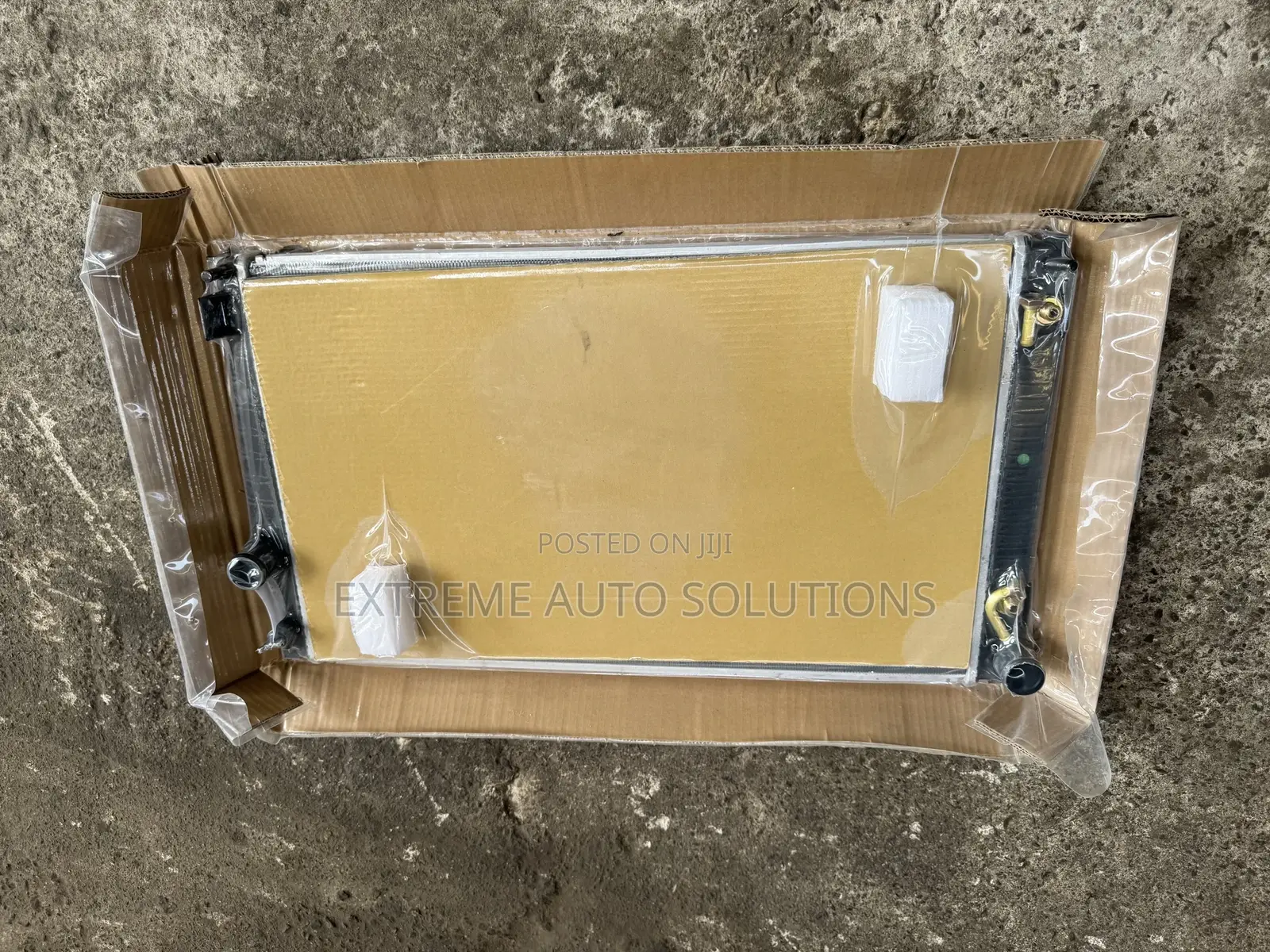 Rav 4 2017 Radiator Tank