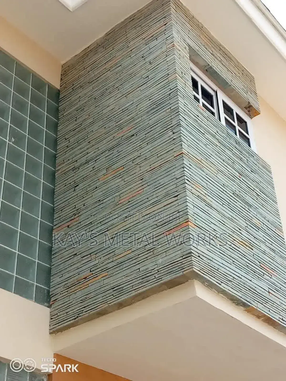 Machine Slated Stone."