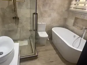 4bdrm Townhouse / Terrace in East Legon for rent