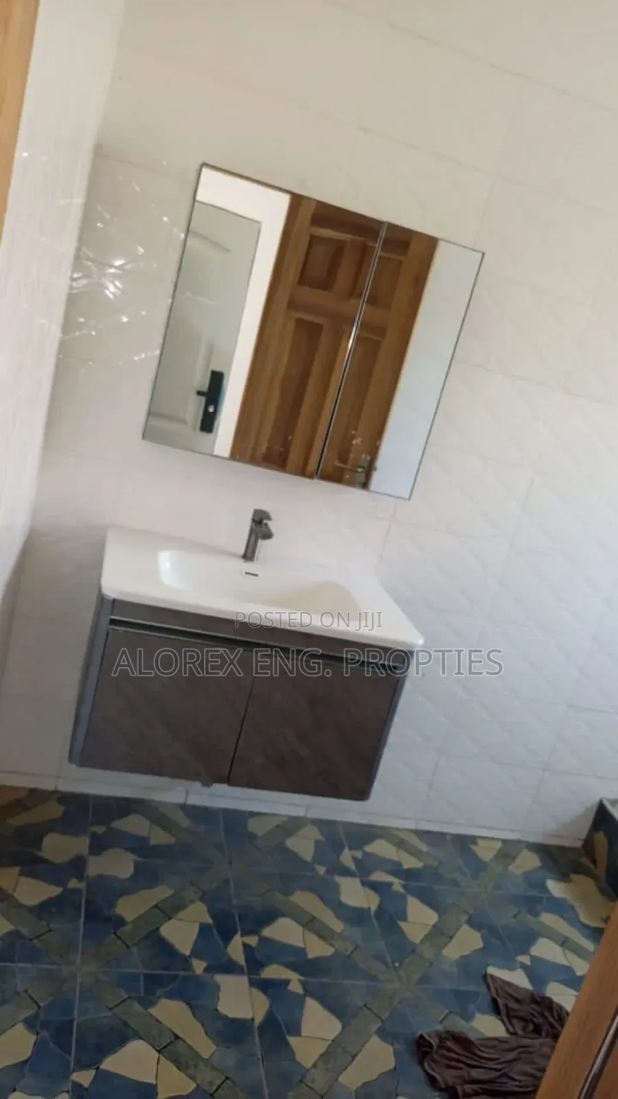 3bdrm Apartment in New Legon, Adenta for rent
