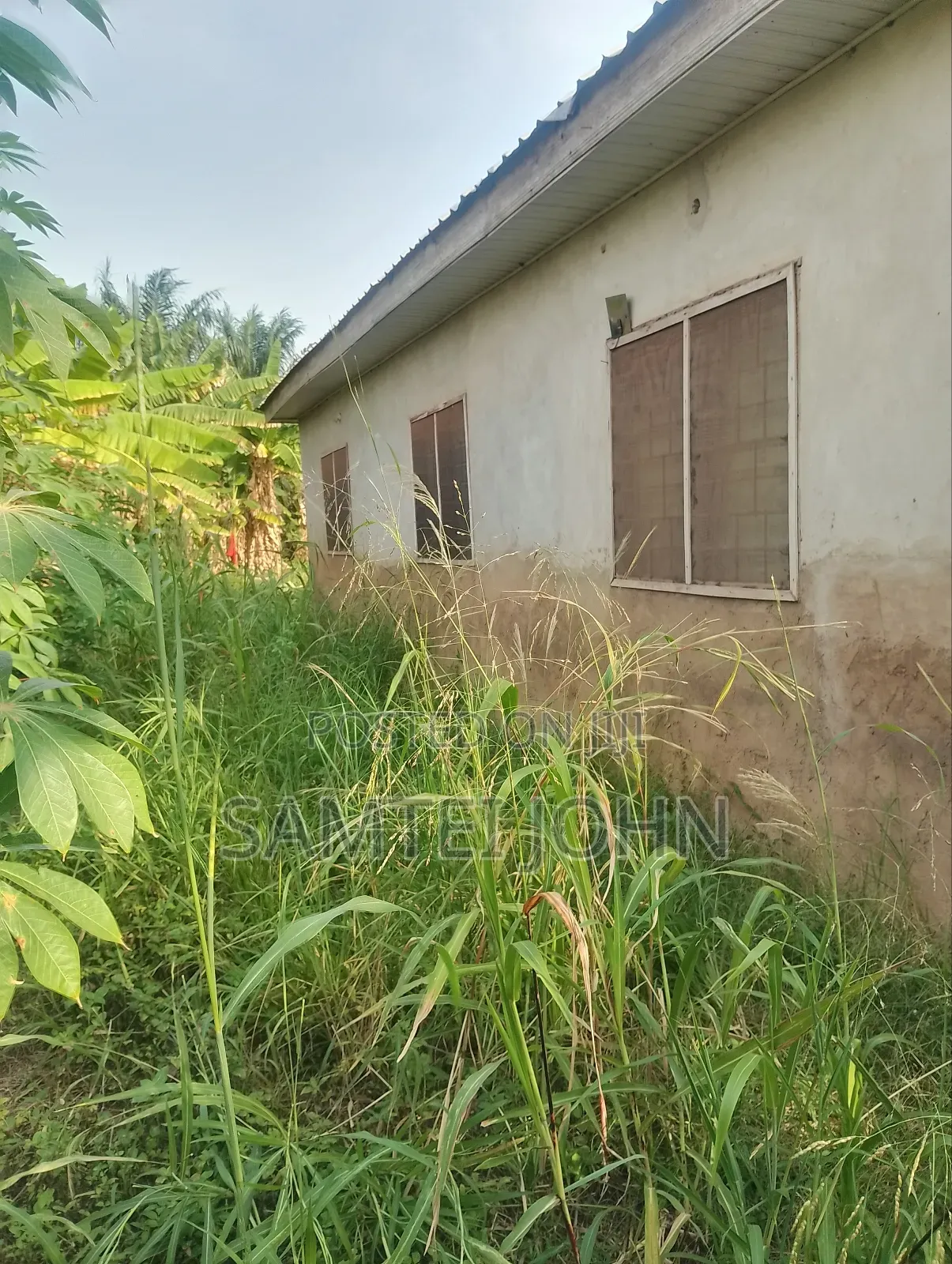3bdrm Apartment in Sinco Properties, Oyibi for sale