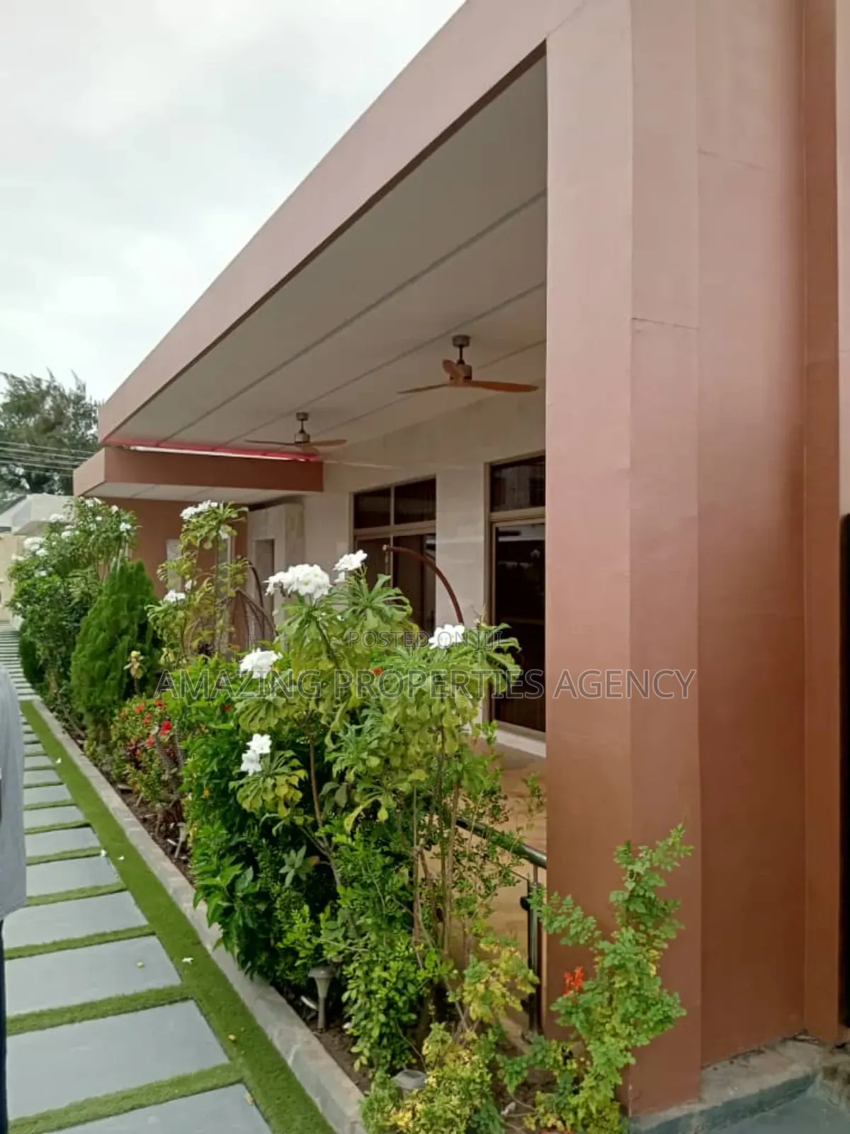 5bdrm House in Labone for sale