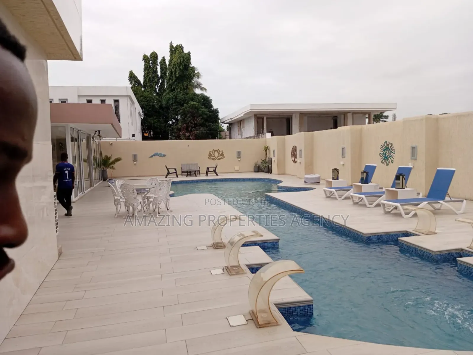 5bdrm House in Labone for sale