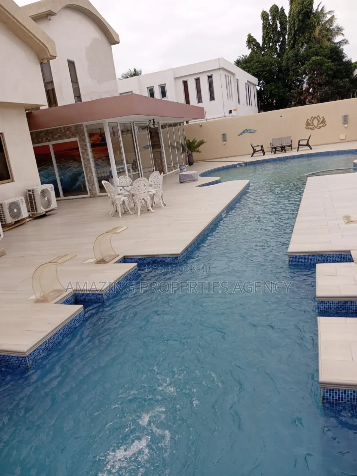5bdrm House in Labone for sale