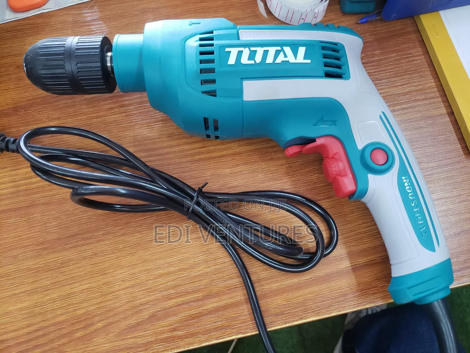 Total 710w 13mm Keyless Chuck Electric Drill
