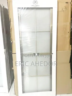 Quality Splinded Paladin Armored Glass Door and Accessories