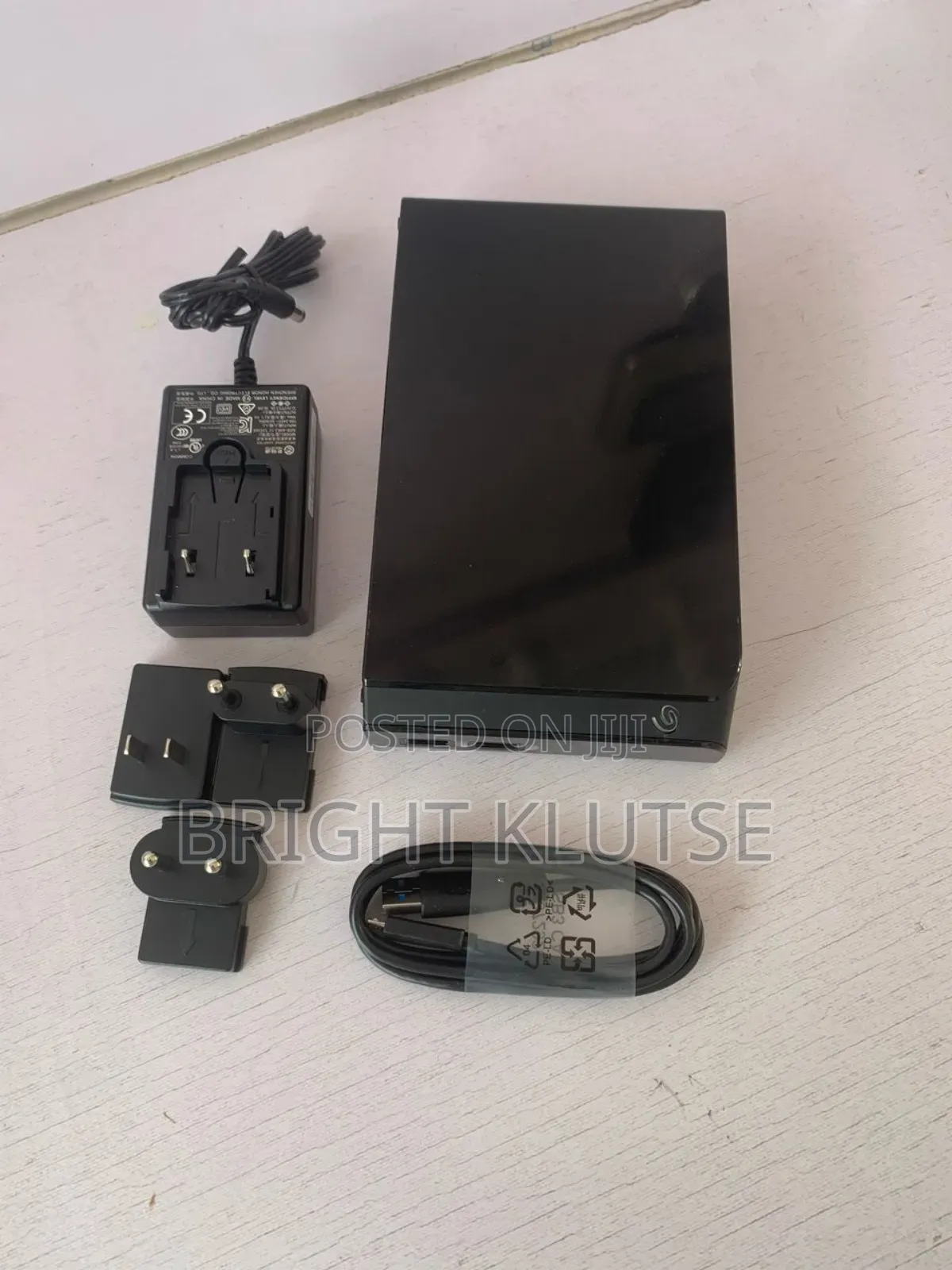 Seagate Backup Plus Hub