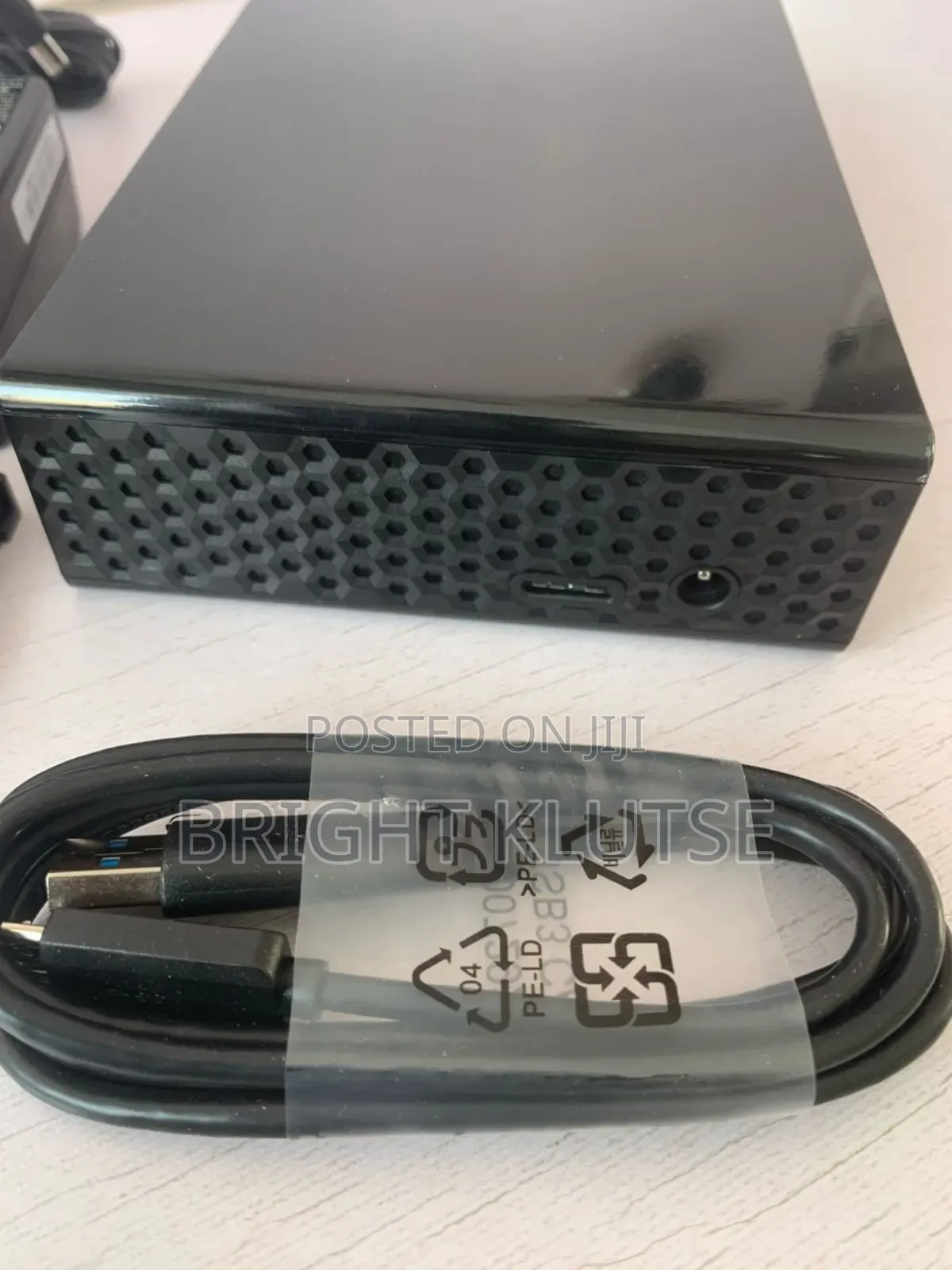 Seagate Backup Plus Hub