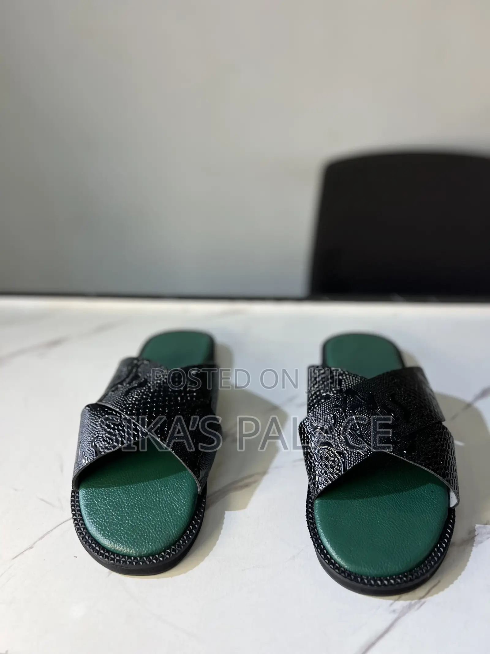 Crocodile Black and Green Slippers