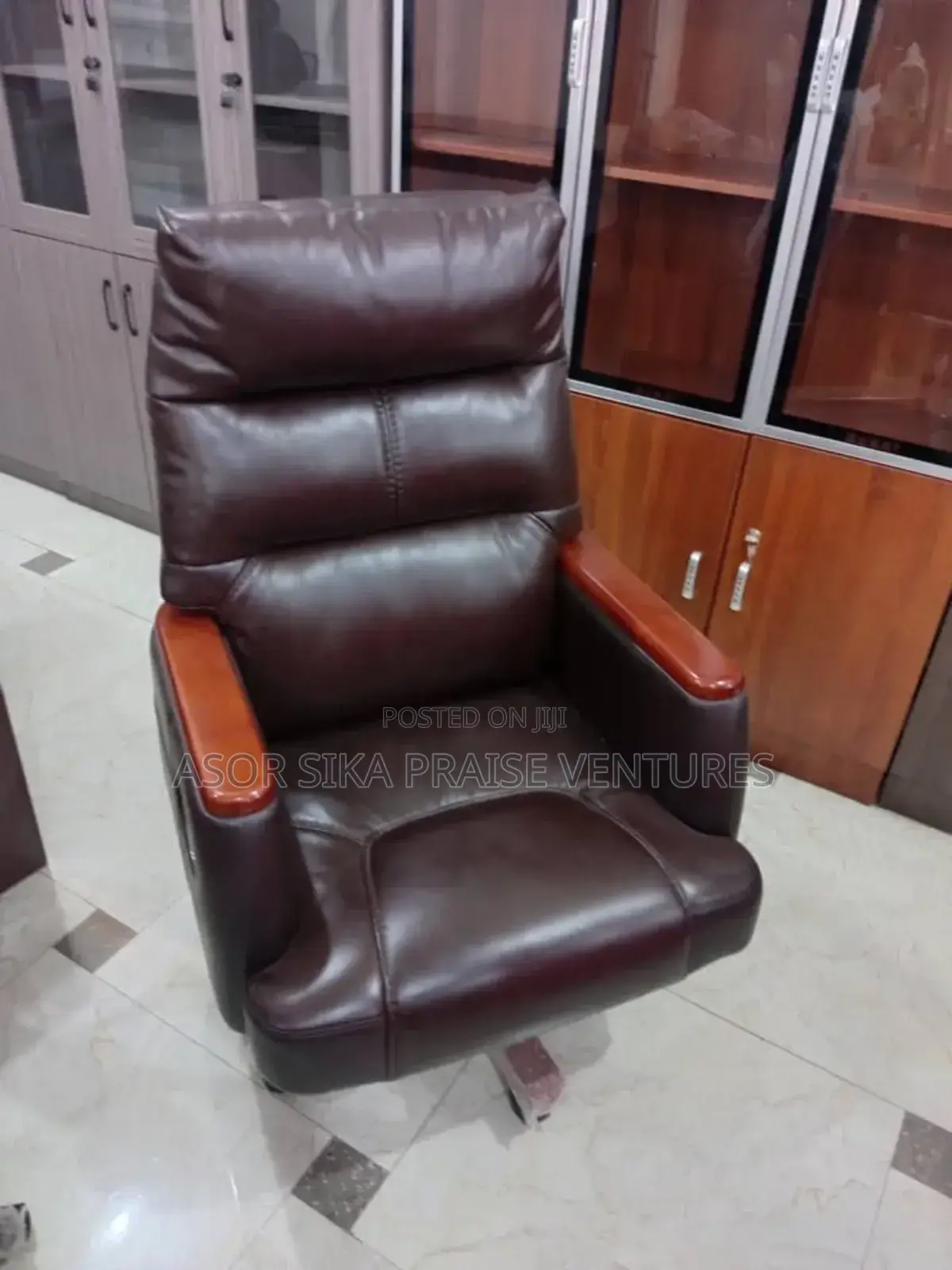 Office Manager Chair