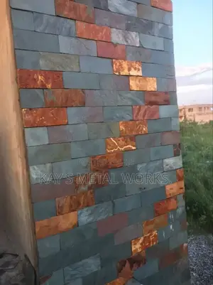 Brown Design Cut Stone | Wall Cladding | Decorative Stone Laying