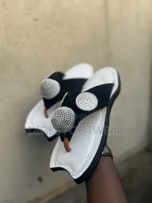 Black Suede White Inner Silver Crowned Ahenema/ Chawchaw