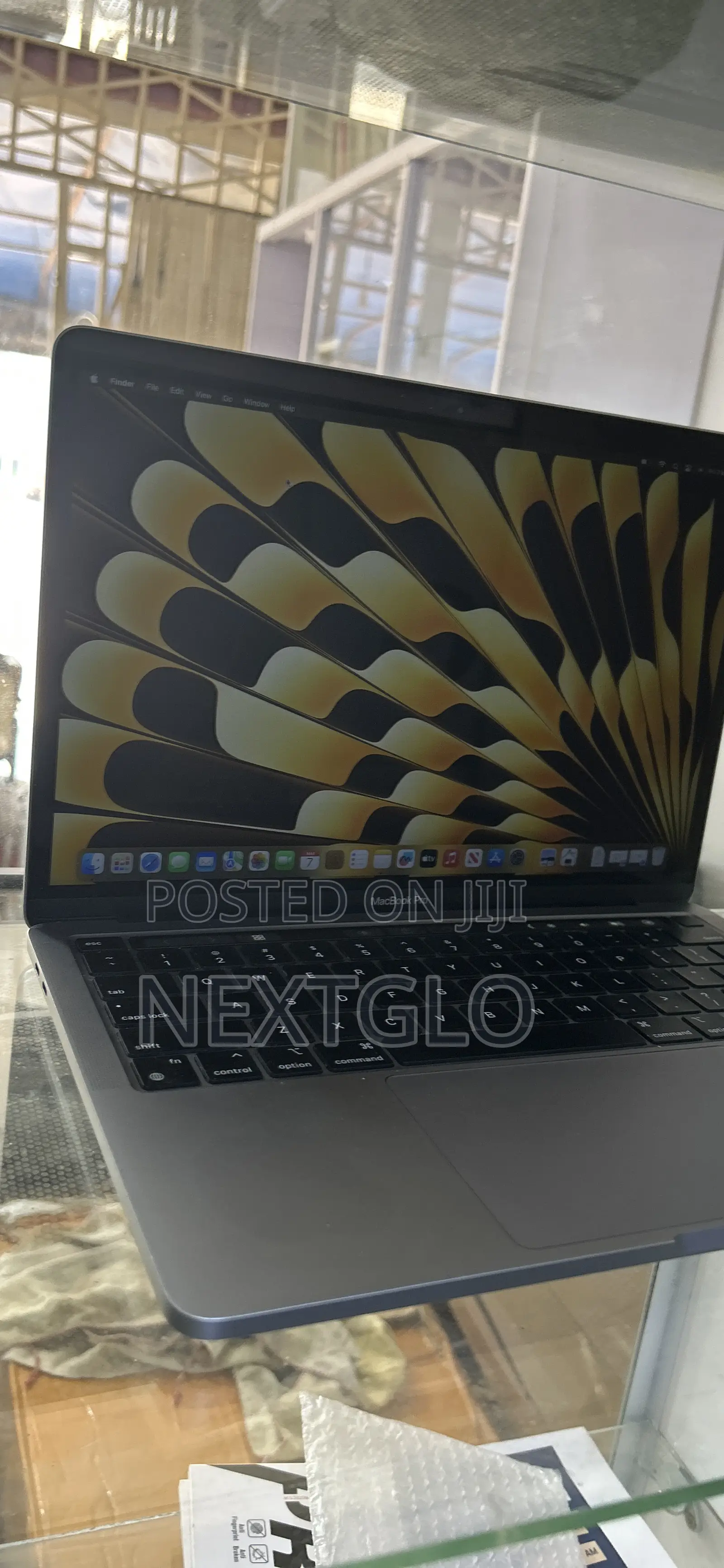 Laptop Apple MacBook Pro 2020 M1 8GB Apple M1 SSD 256GB