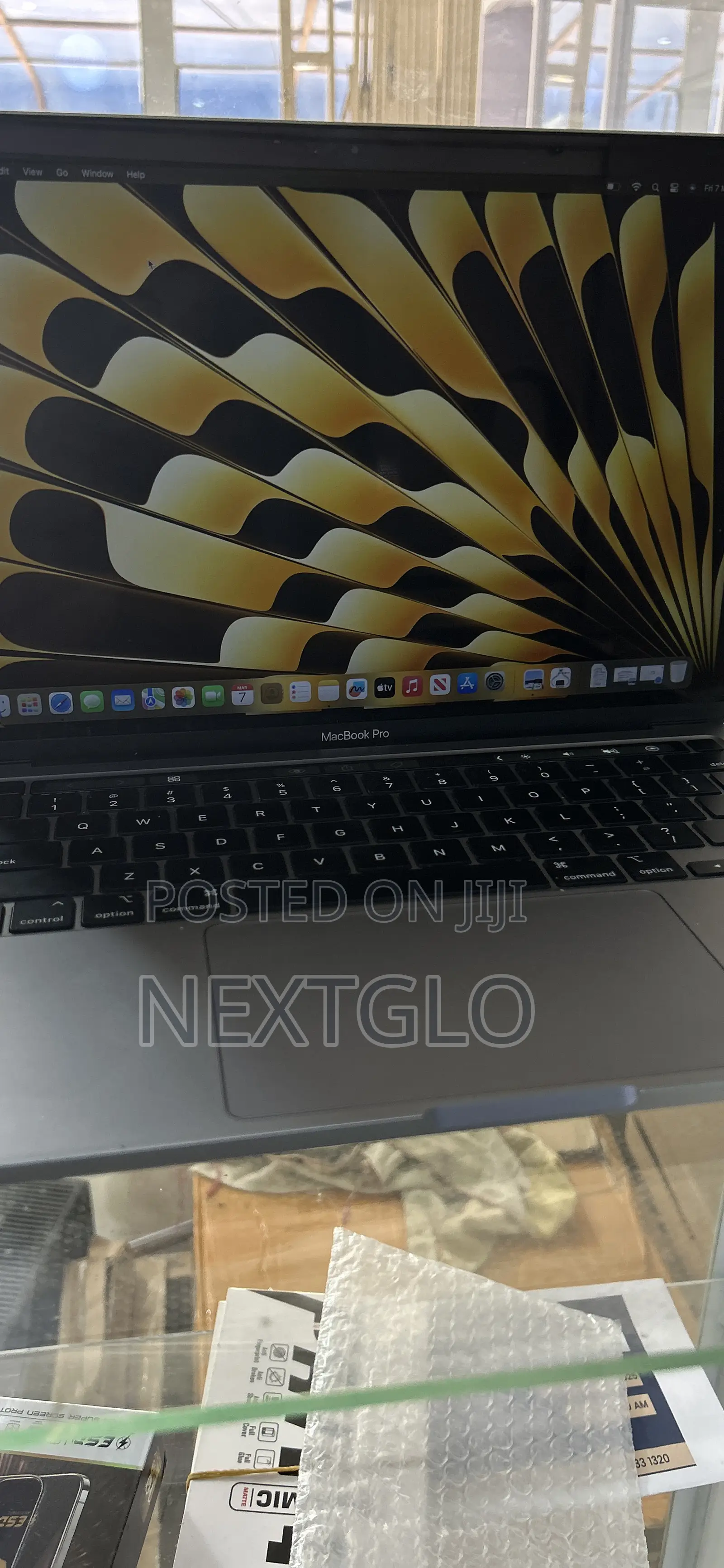 Laptop Apple MacBook Pro 2020 M1 8GB Apple M1 SSD 256GB