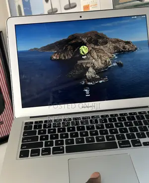 Laptop Apple MacBook Air 4GB Intel Core I5 SSD 128GB