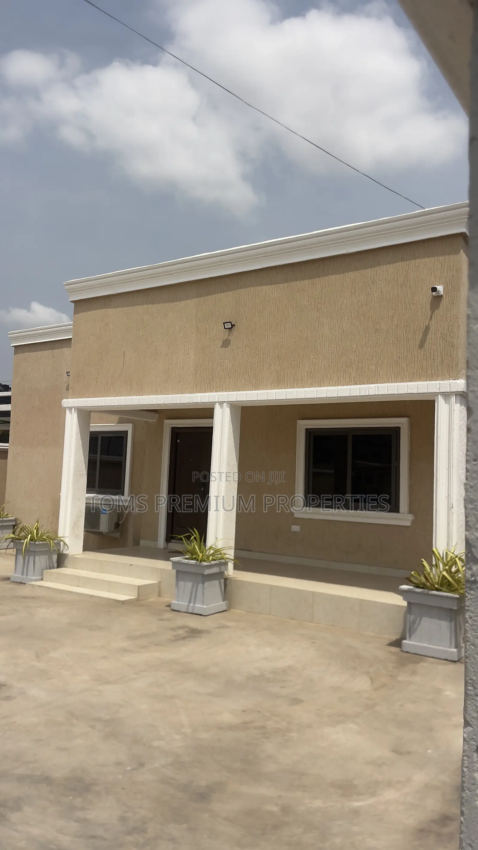 Furnished 3bdrm Duplex in East Legon for rent