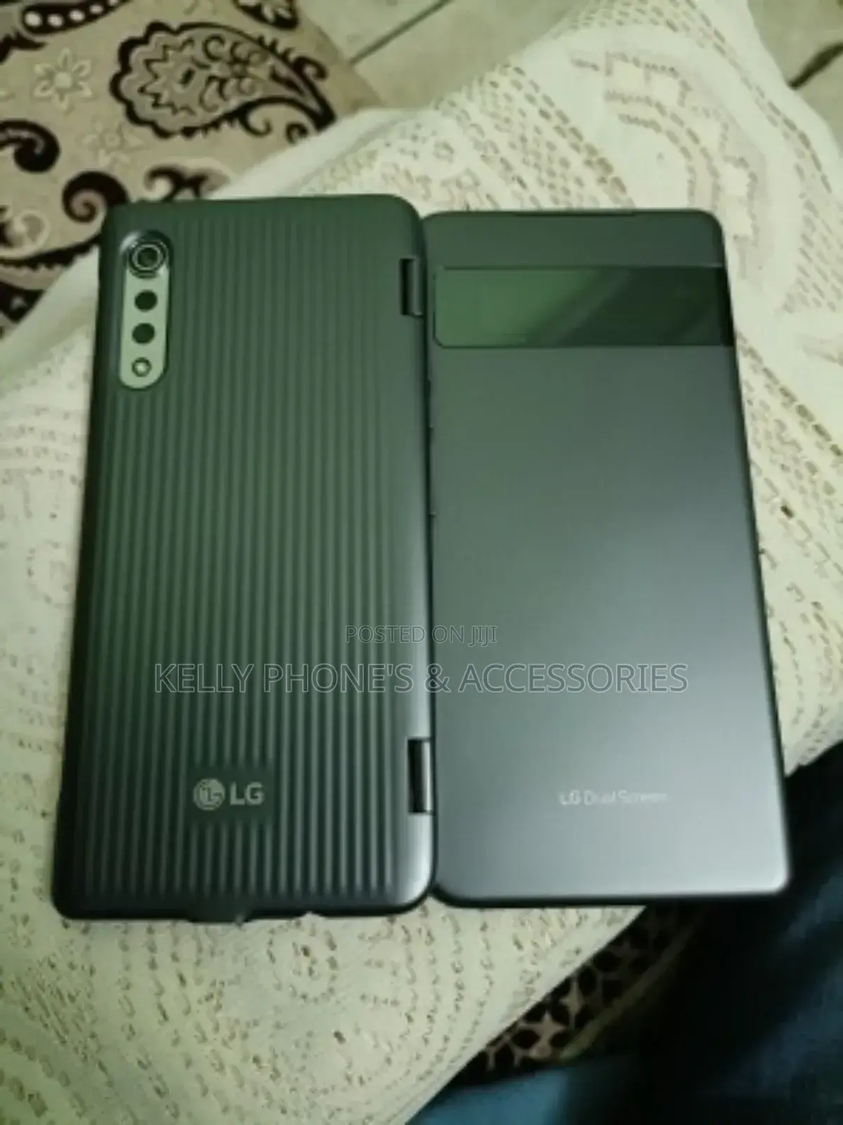 New LG Velvet 128 GB Black