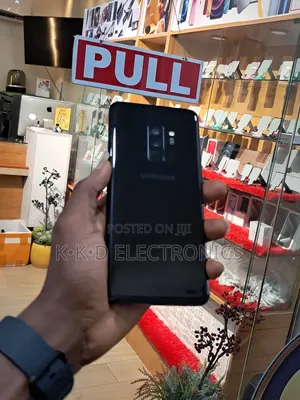 Samsung Galaxy S9 Plus 64 GB Black