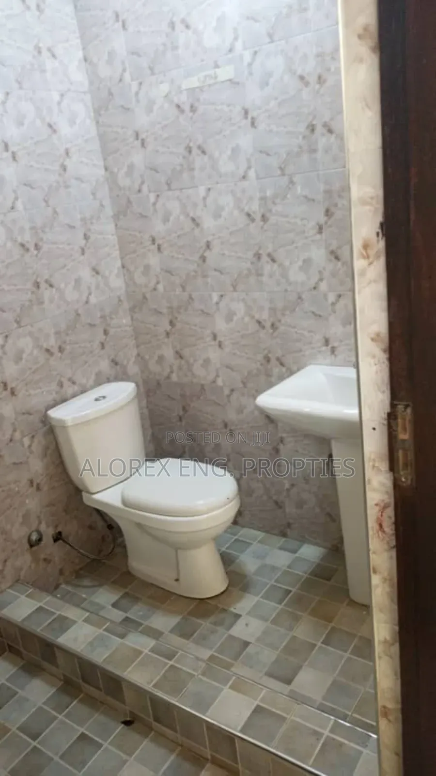 2bdrm Apartment in Amrahia, Adenta for rent