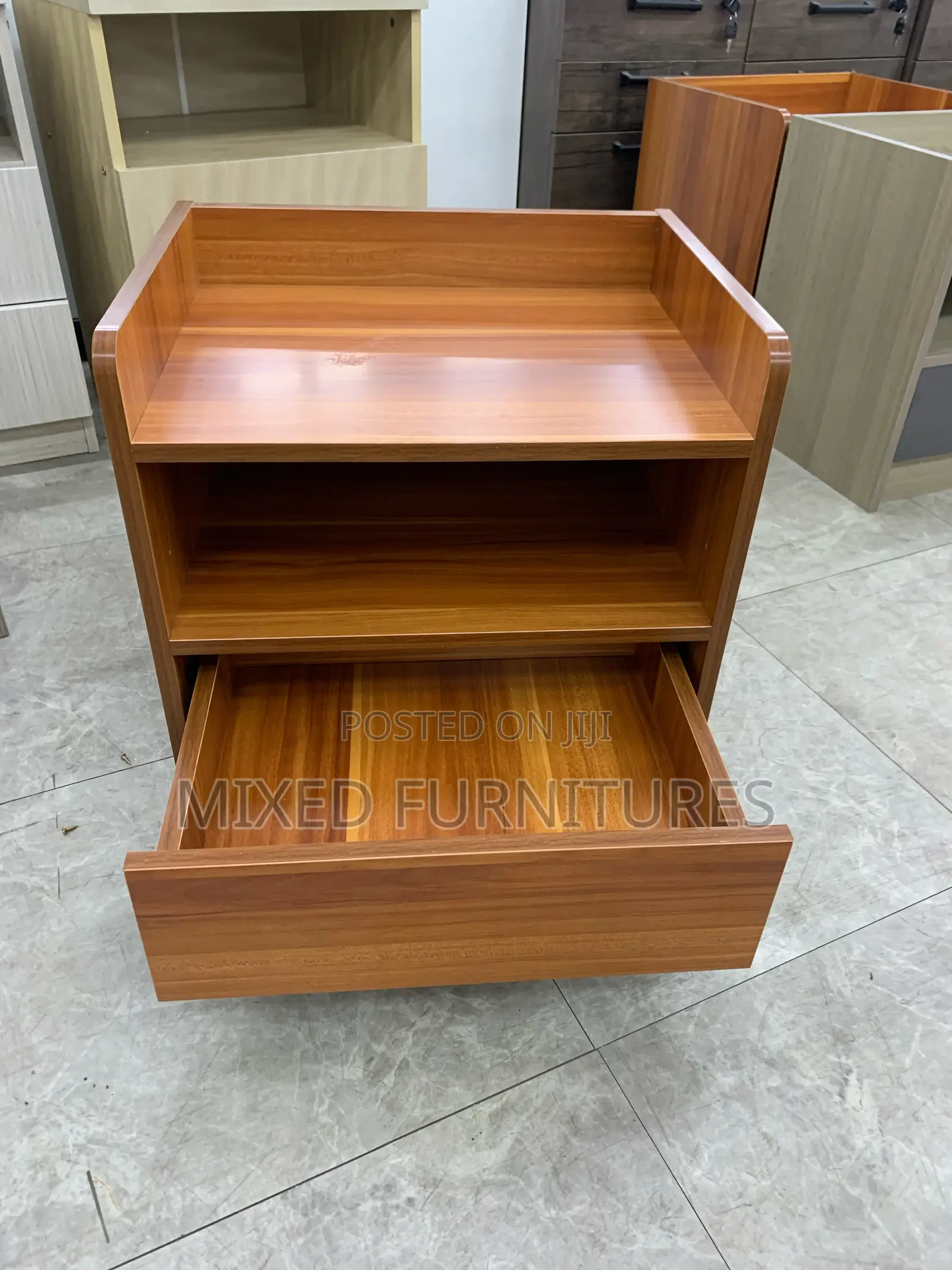 Quality Wooden Bedside Drawer/ Night Stand