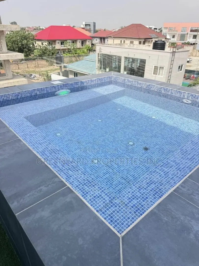 Furnished 5bdrm Duplex in East Legon for sale