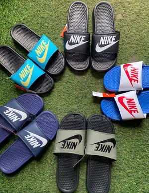 Correct Nike Slippers