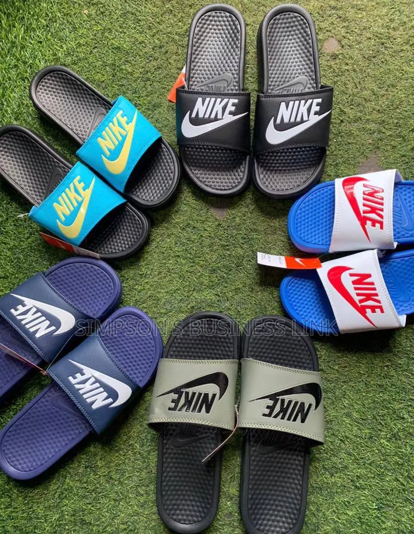 Correct Nike Slippers