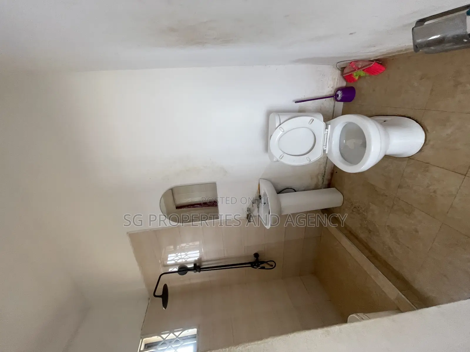 2bdrm Apartment in Klagon, Spintex for rent