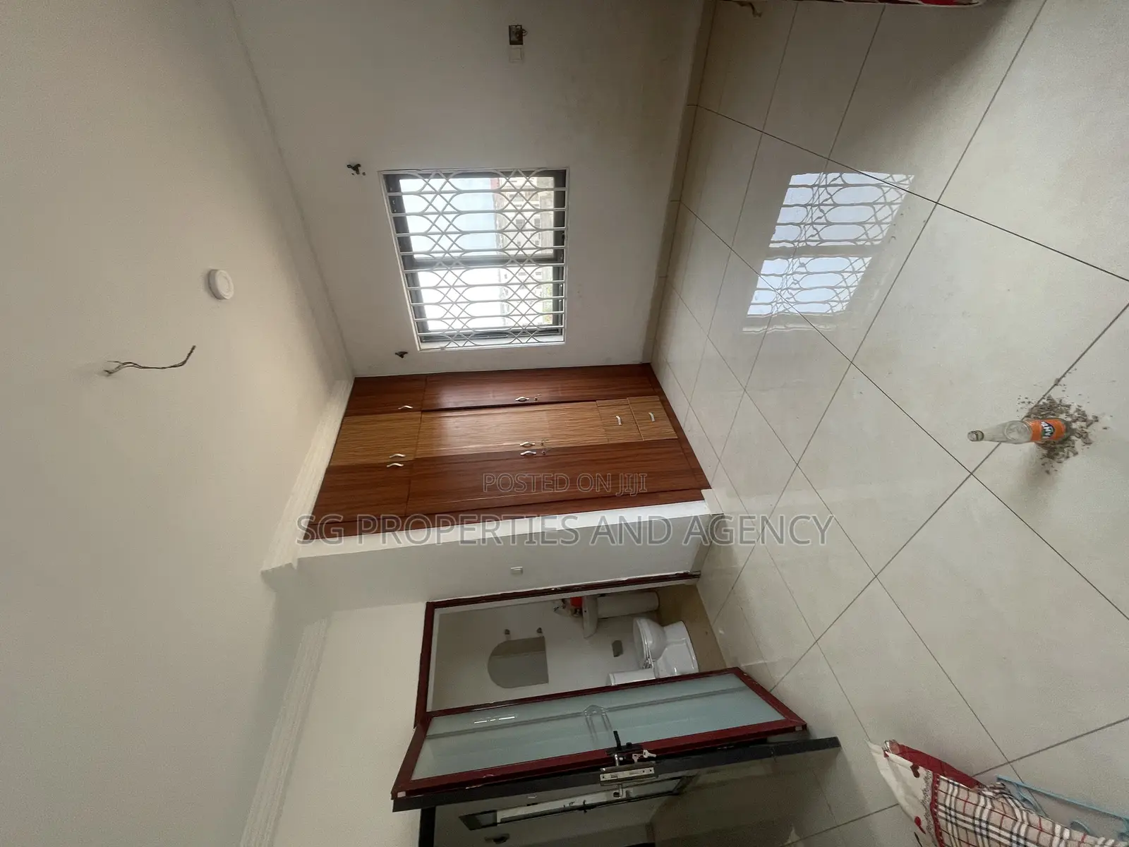 2bdrm Apartment in Klagon, Spintex for rent