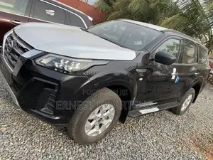 Photo - New Nissan X-Trail 2024 Black