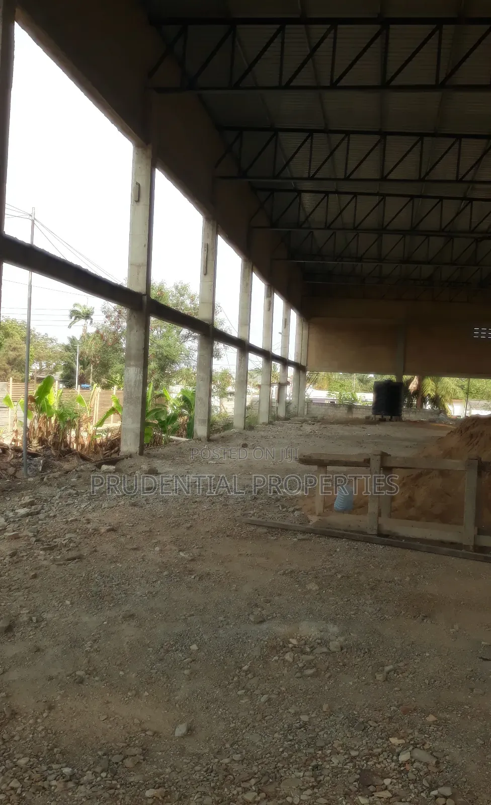 Warehouse for Rent at Tesano