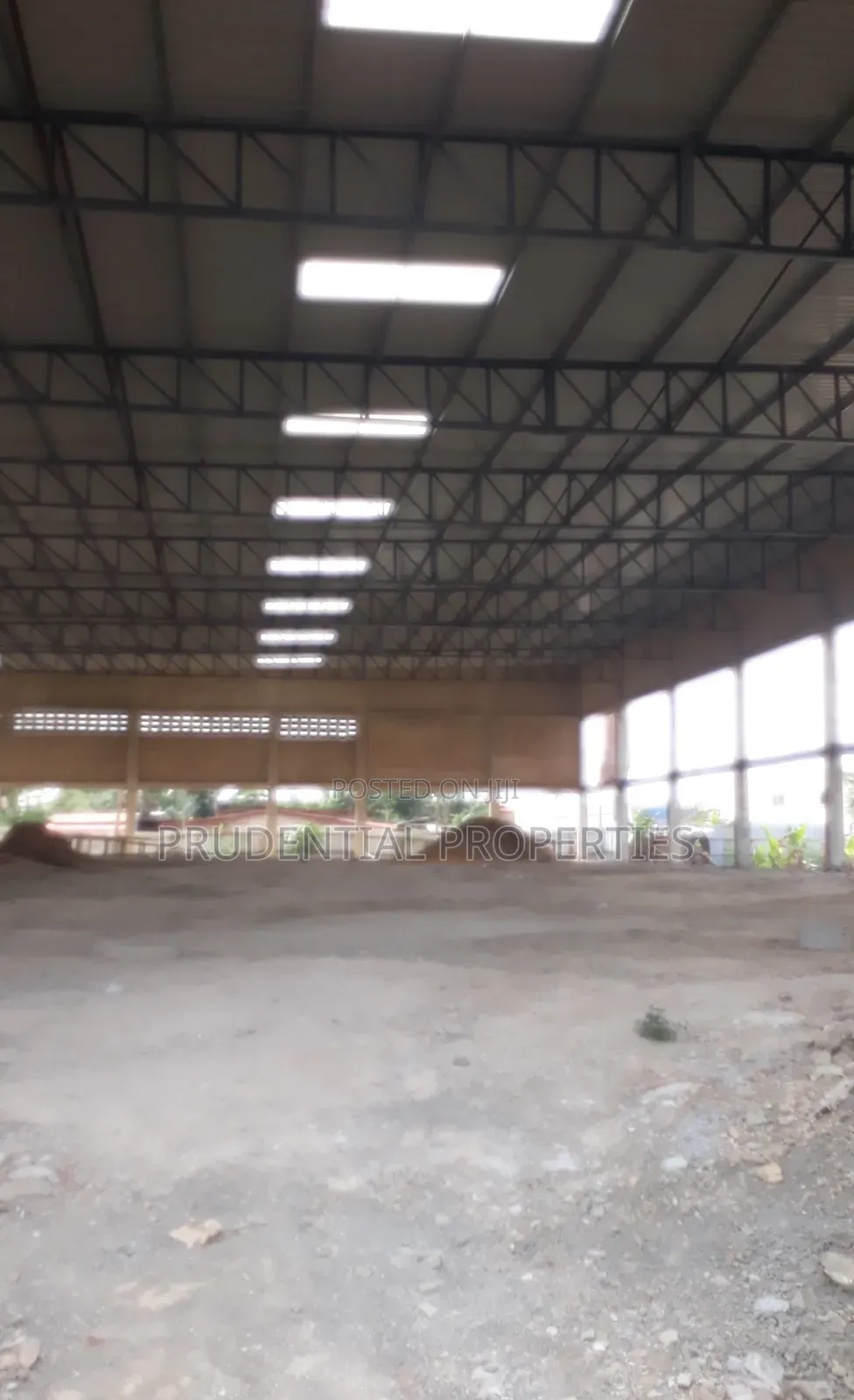 Warehouse for Rent at Tesano