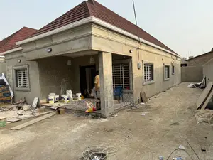 Photo - Newly Built 3 Bedroom Executive House