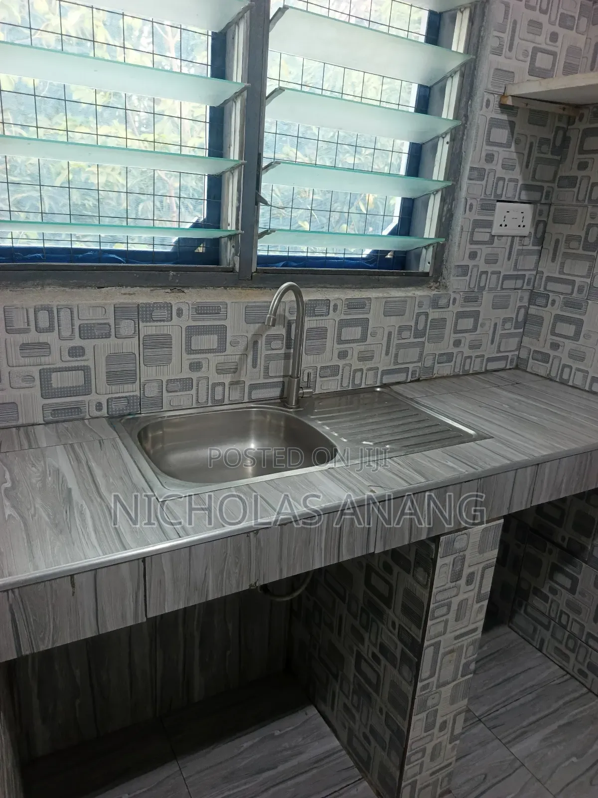 1bdrm Apartment in The Dorns Properties, New Town for rent