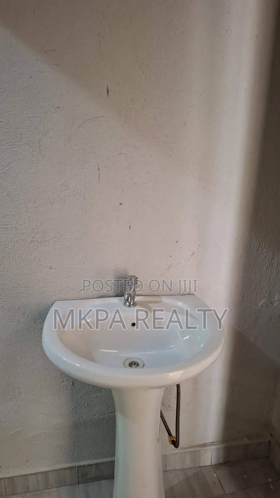 4bdrm House in Mkpa Realty, Tamale Municipal for sale