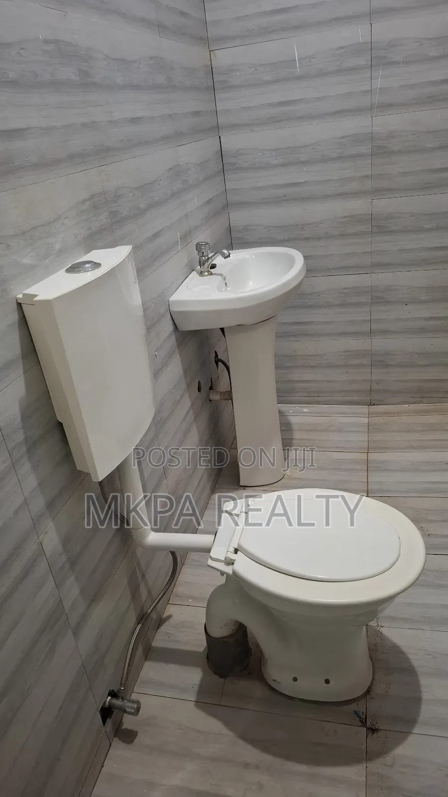 4bdrm House in Mkpa Realty, Tamale Municipal for sale