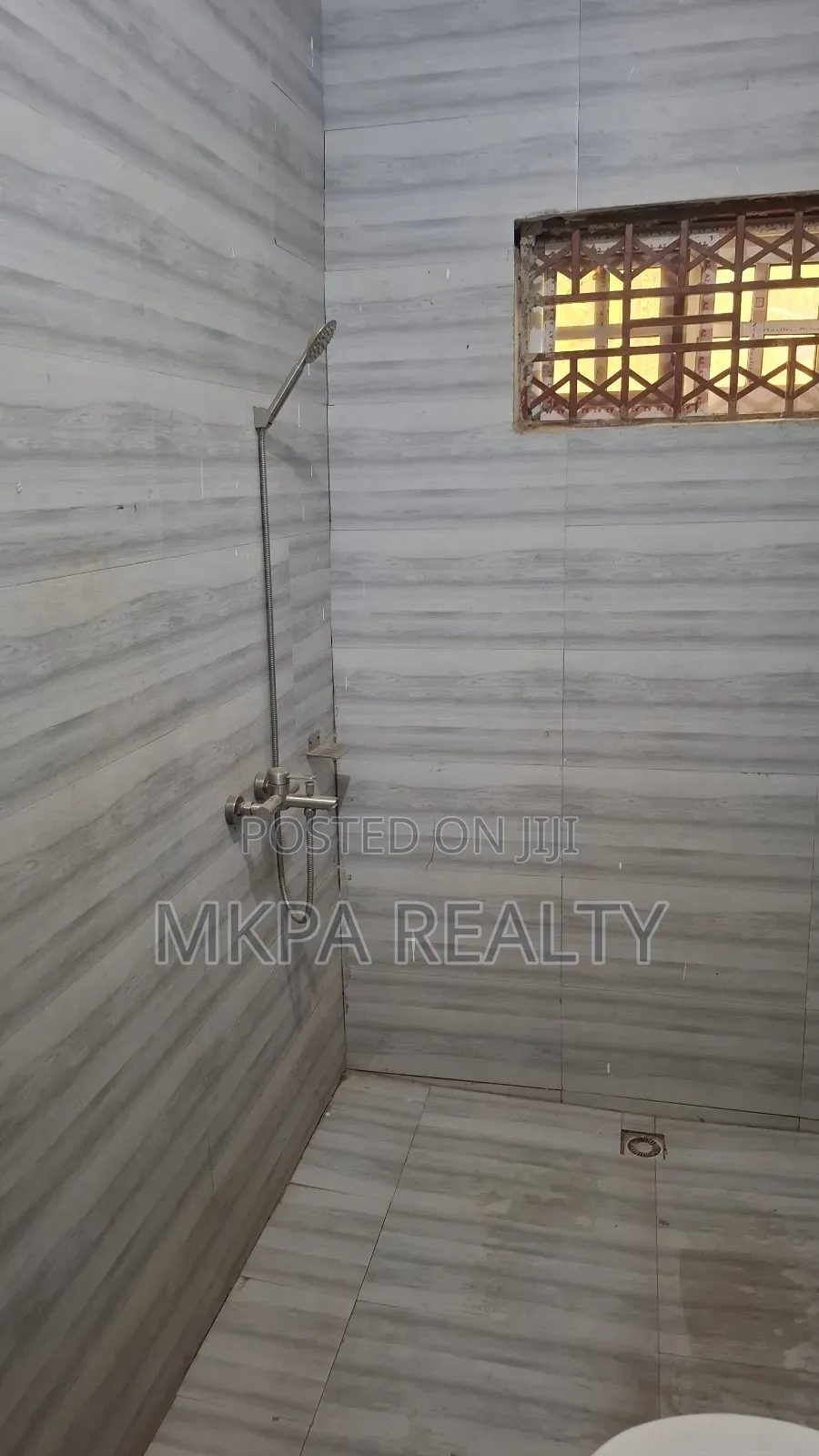 4bdrm House in Mkpa Realty, Tamale Municipal for sale