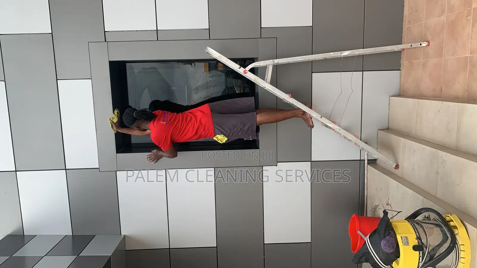 Glass and Windows Cleaning