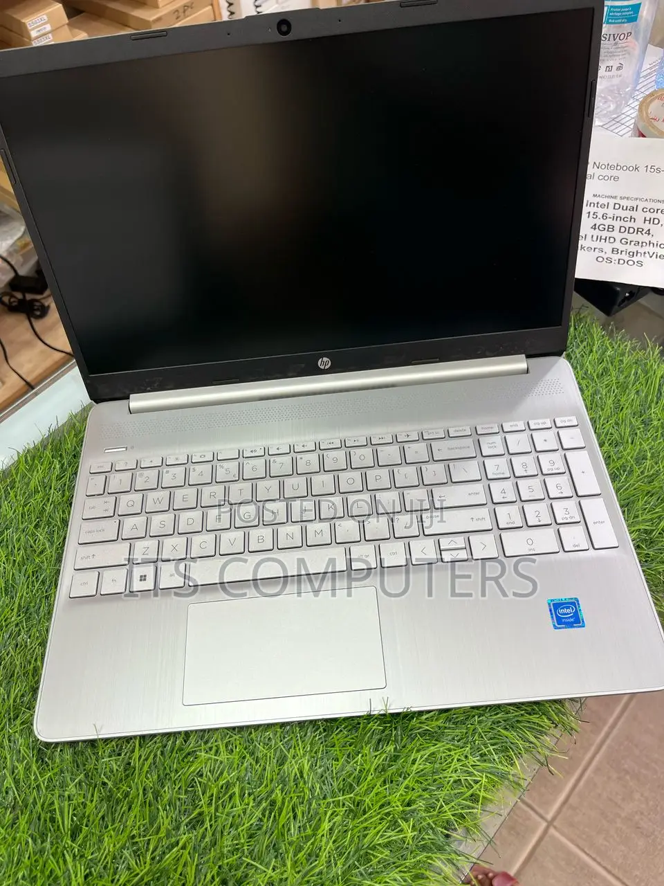 New Laptop HP 4GB SSD 256GB