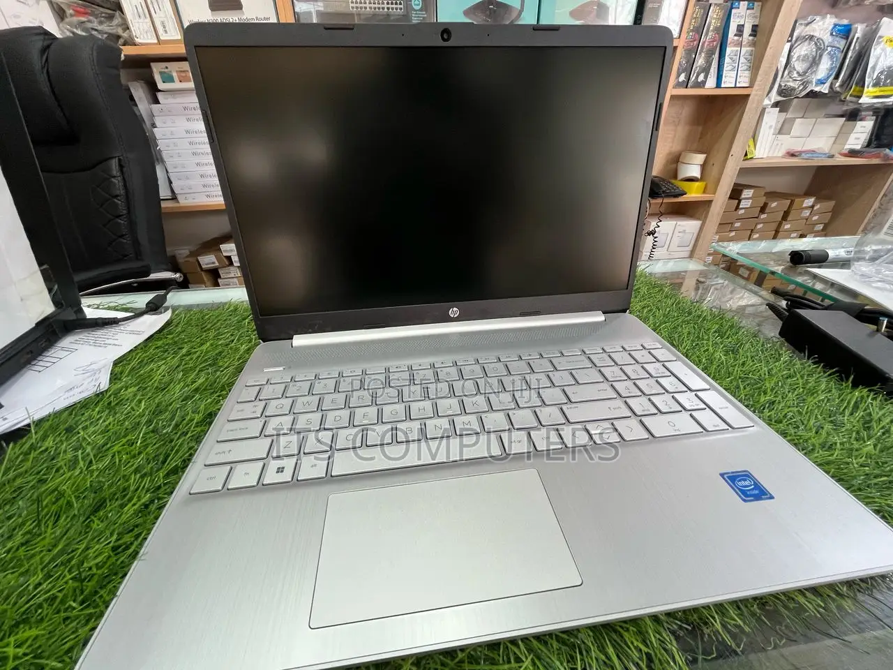 New Laptop HP 15s 8GB Intel Core I3 SSD 512GB