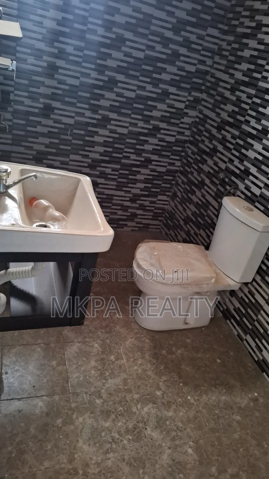 2bdrm Apartment in Mkpa Realty, Tamale Municipal for rent